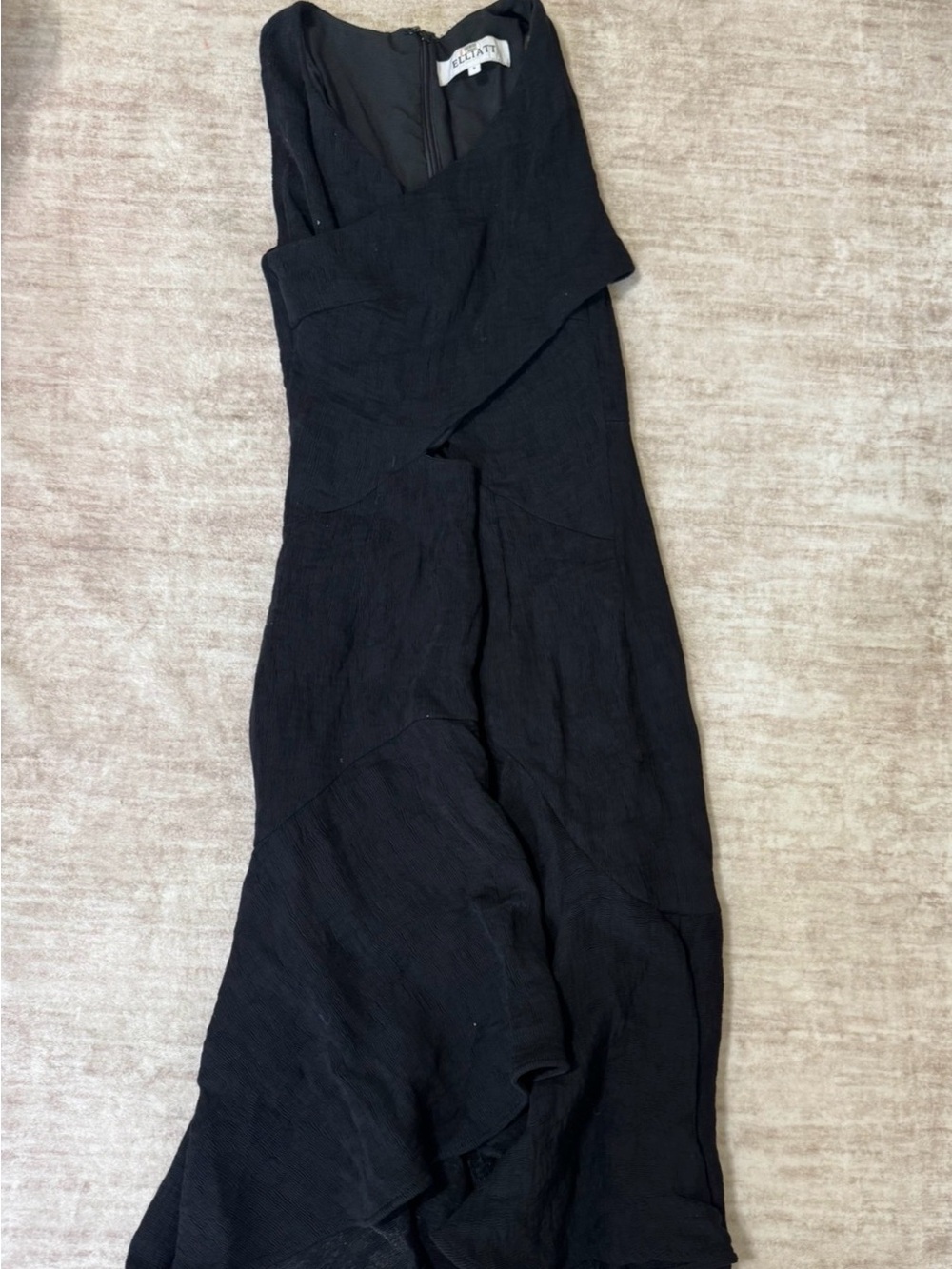 Elliatt black midi dress size small